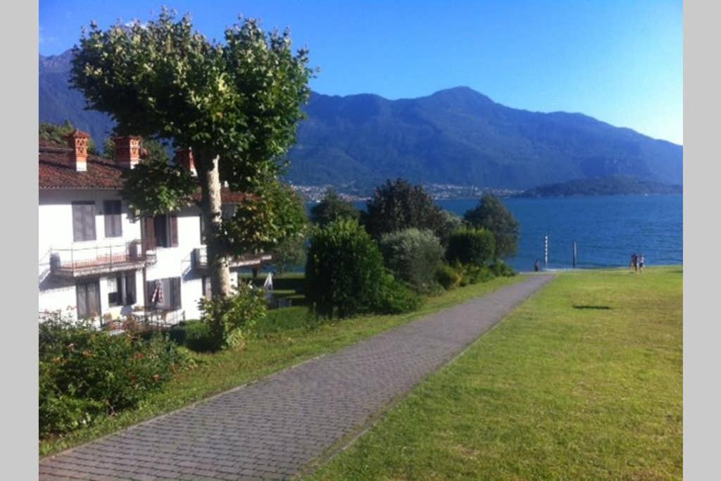 Favoloso Appartamento Fronte Lago, Gera Lario Exterior photo