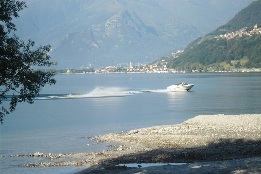 Favoloso Appartamento Fronte Lago, Gera Lario Exterior photo